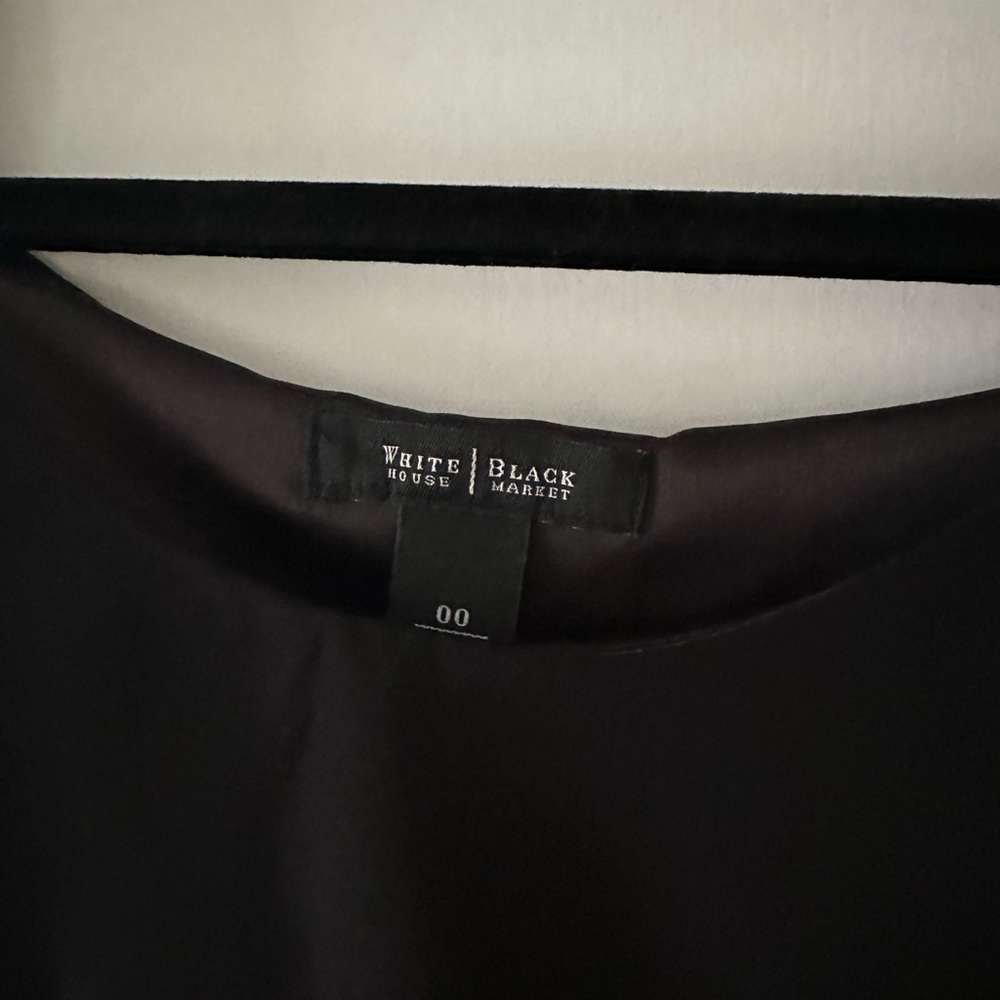 White House Black Market ruffle dress - Picture 3 of 7